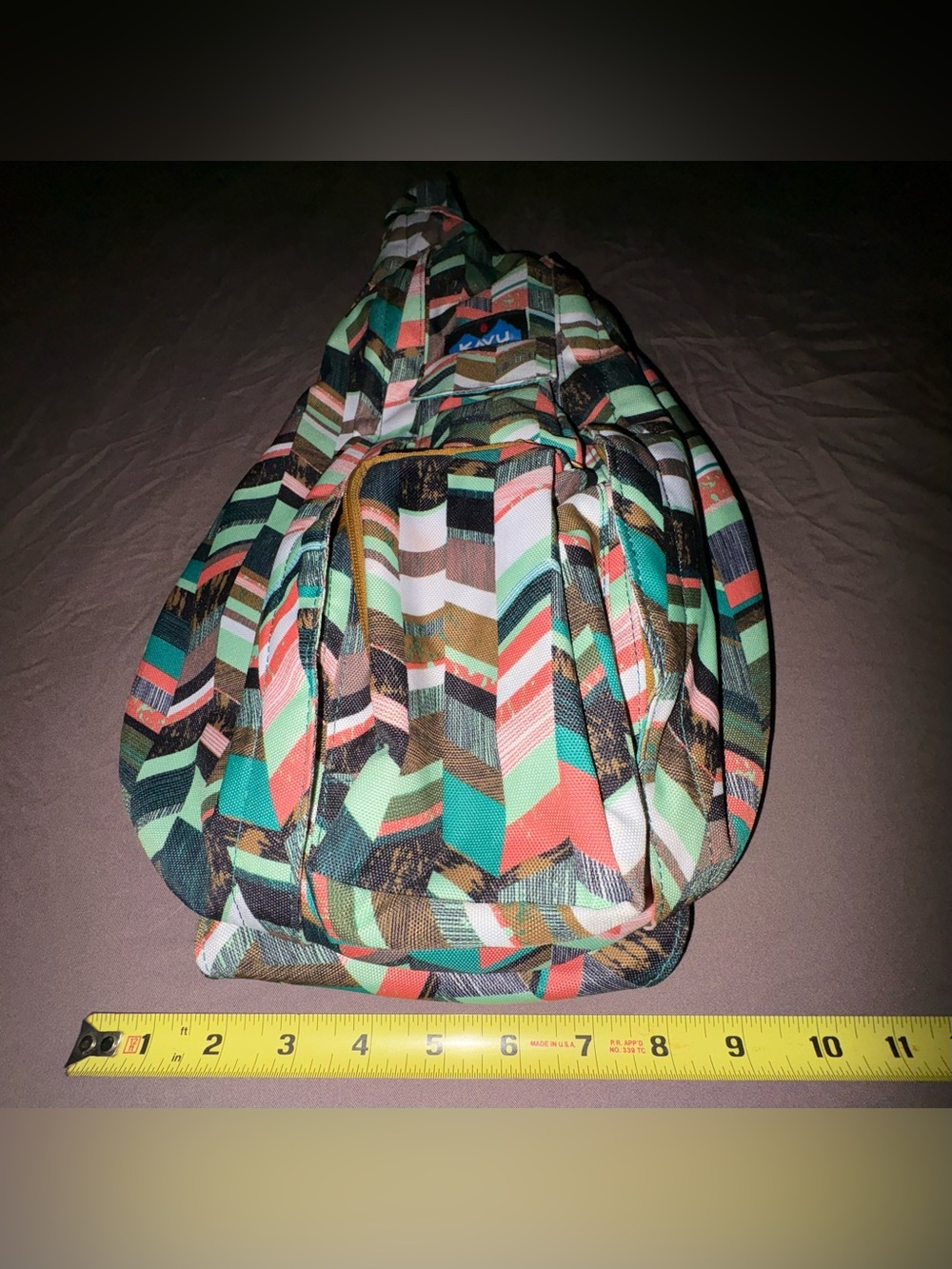 Coastal Blocks KAVU Sling Bag EUC - Picture 9 of 10